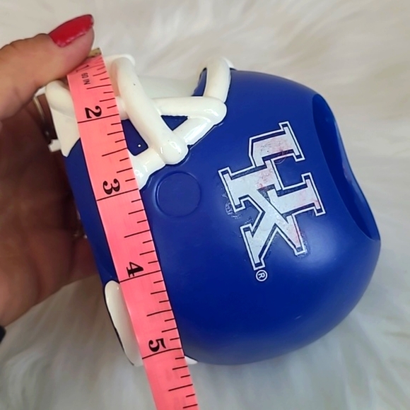 UK University of Kentucky Wildcats Cats Rubber Mini Football Helmet Pen Holder - Picture 15 of 16